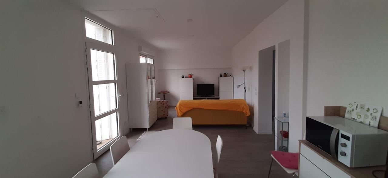Maison Ville Agreable Riorges Kültér fotó
